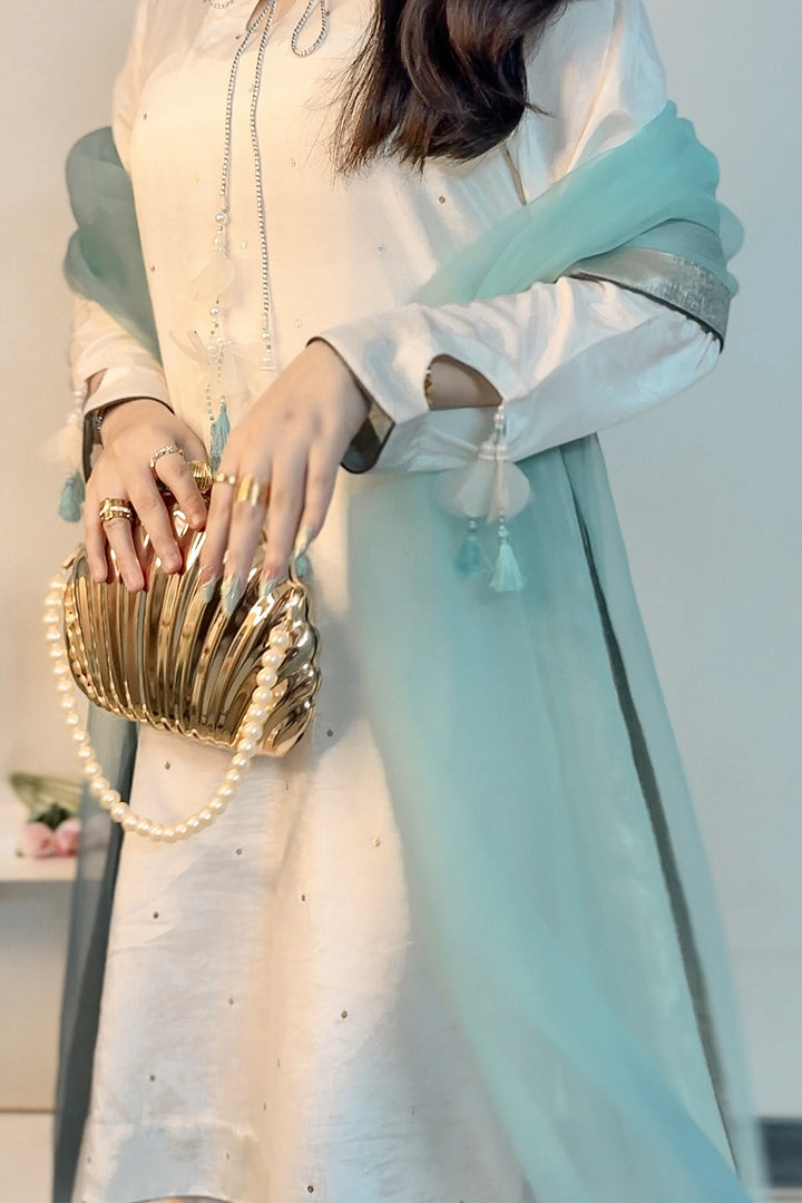 𝐙𝐀𝐑𝐐𝐀𝐀𝐒𝐇 Elegant Ivory &amp; Aqua Ensemble