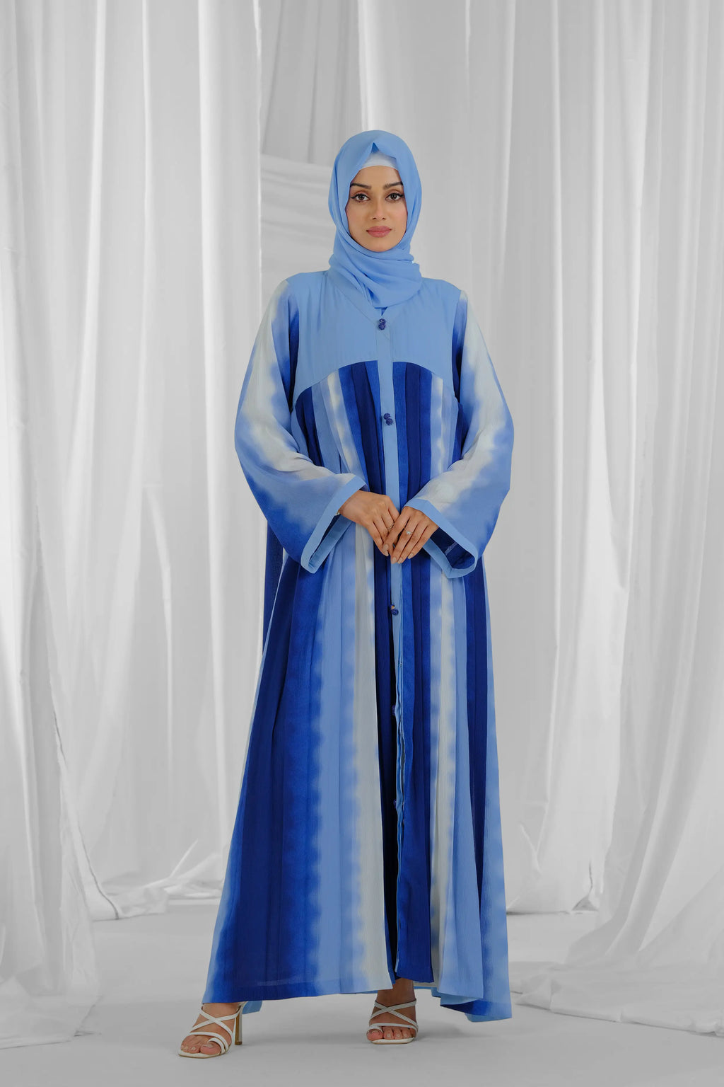blue-and-white-abaya-1