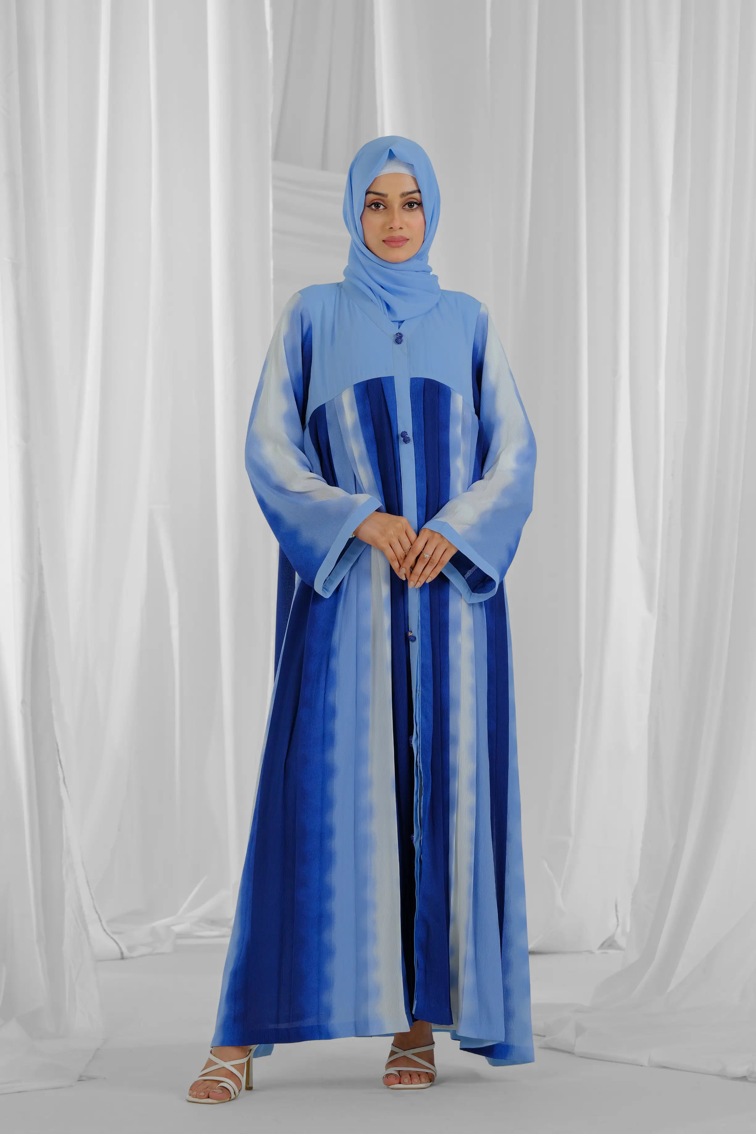 blue-and-white-abaya-1