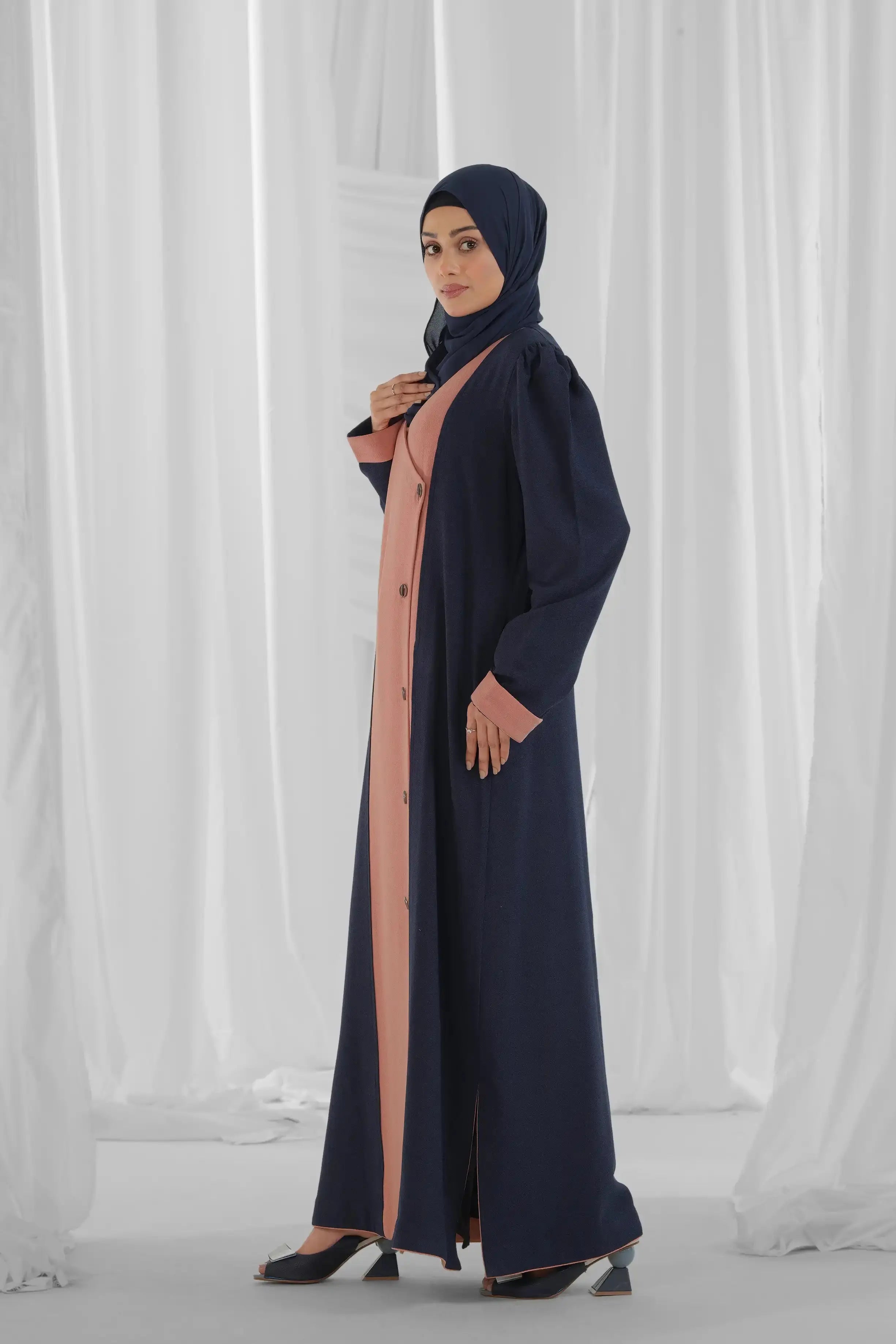 creamy-peach-and-navy-blue-dual tone-3