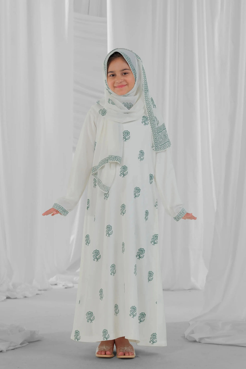 mint-green-and-white-block-print-kid-abaya-style-4
