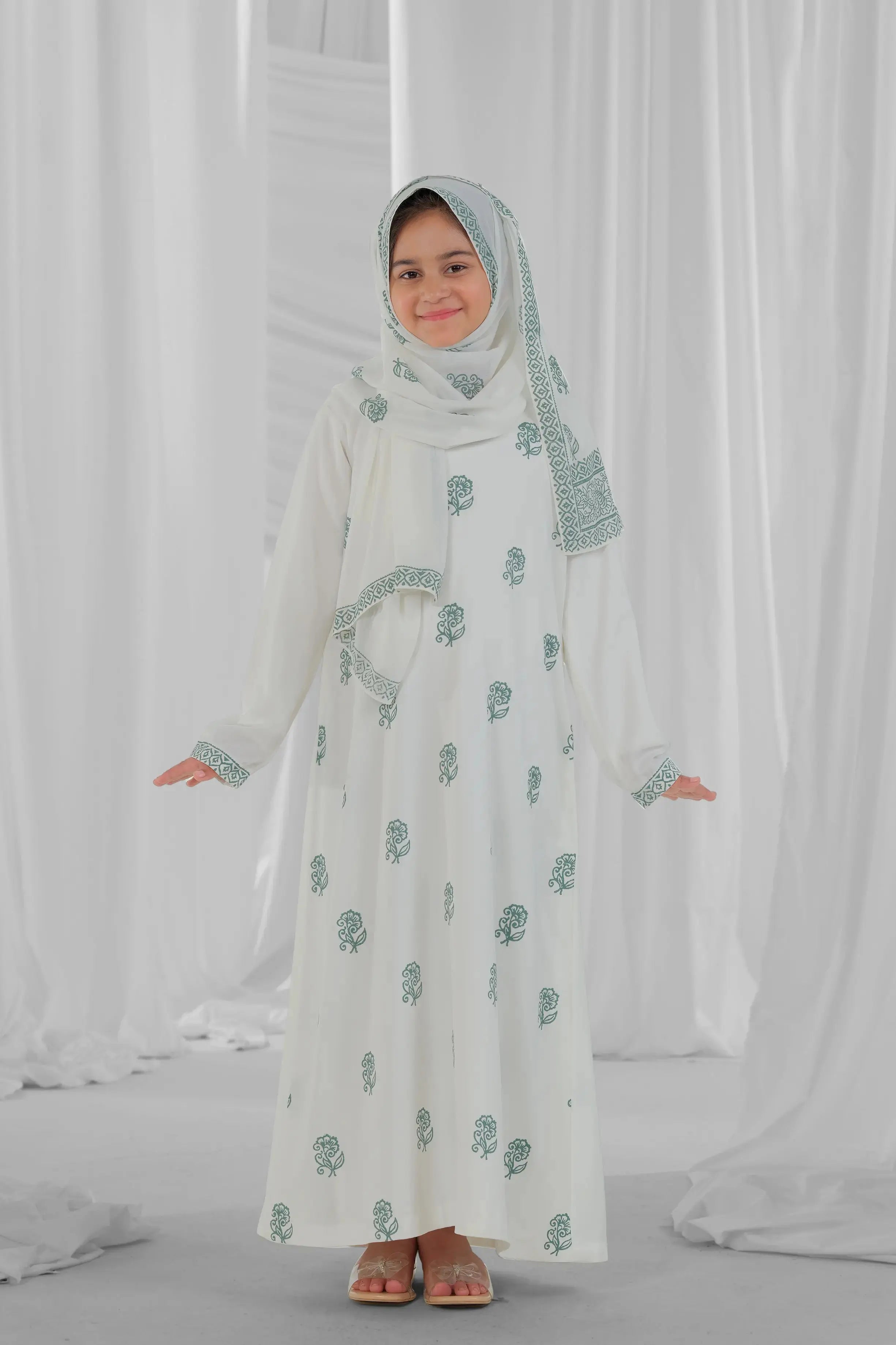 mint-green-and-white-block-print-kid-abaya-style-4