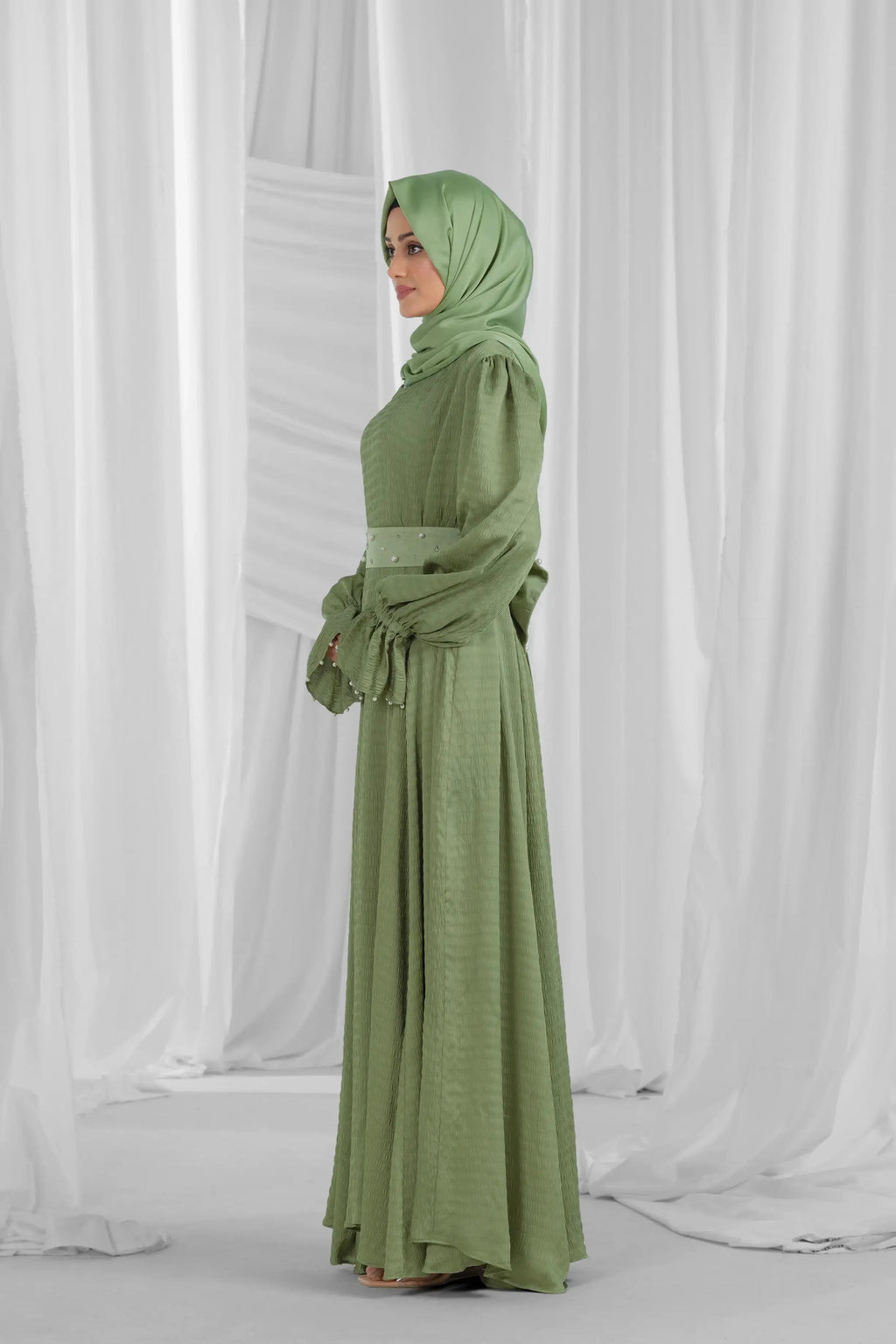 green-abaya-with-belt-2