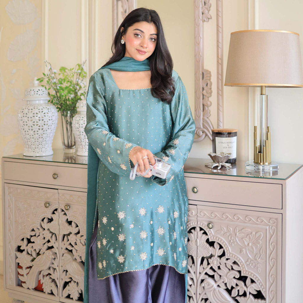 Aqua Luxe Sheesha Silk 3-Piece Suit