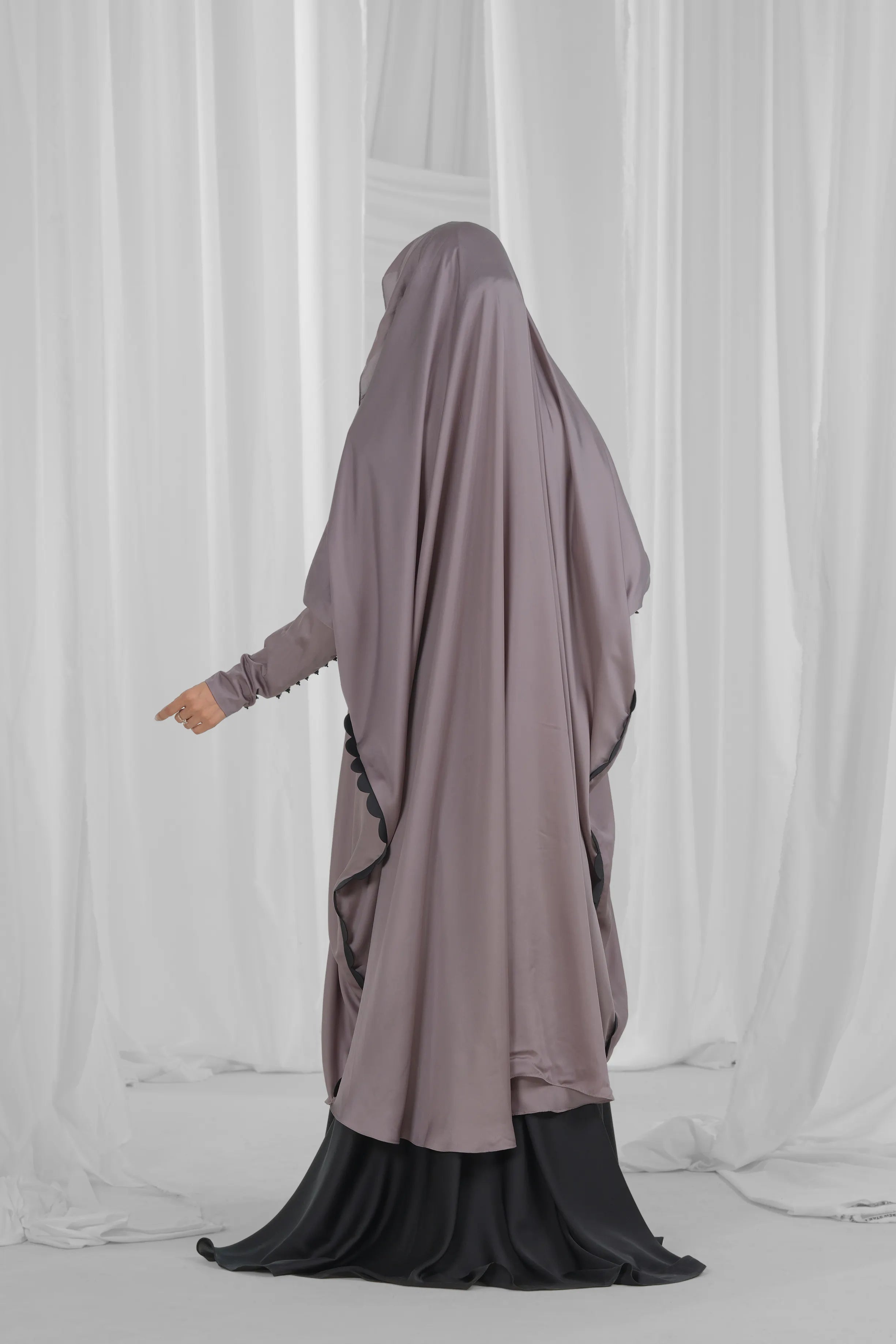 black-and-grey-jilbab-2