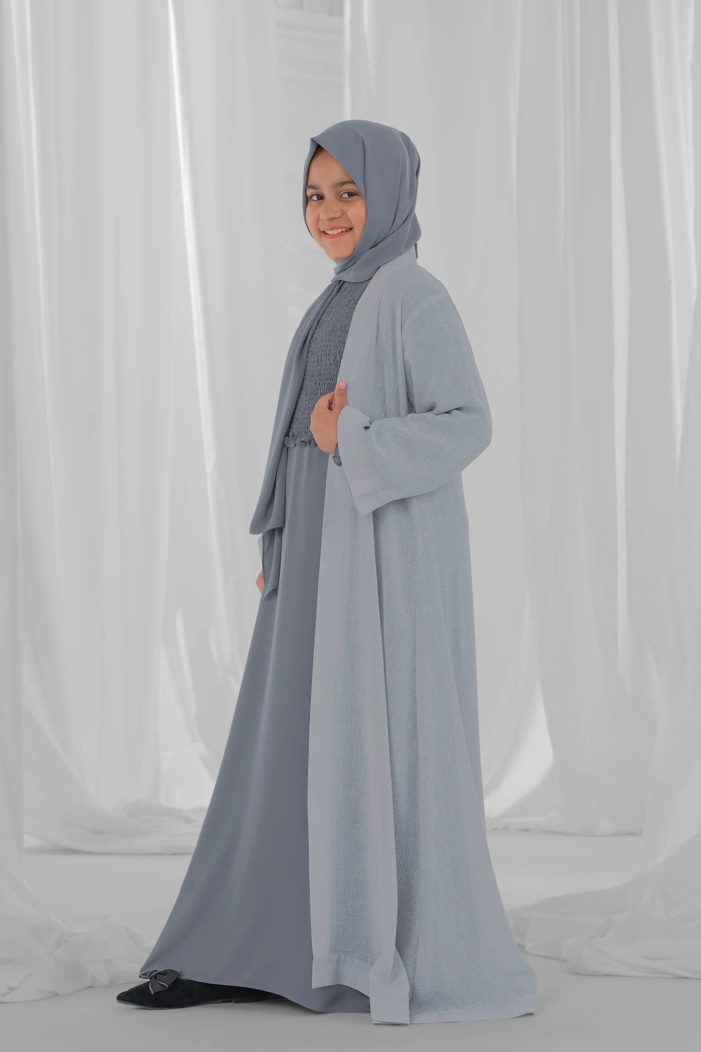 light grey kid abaya-3