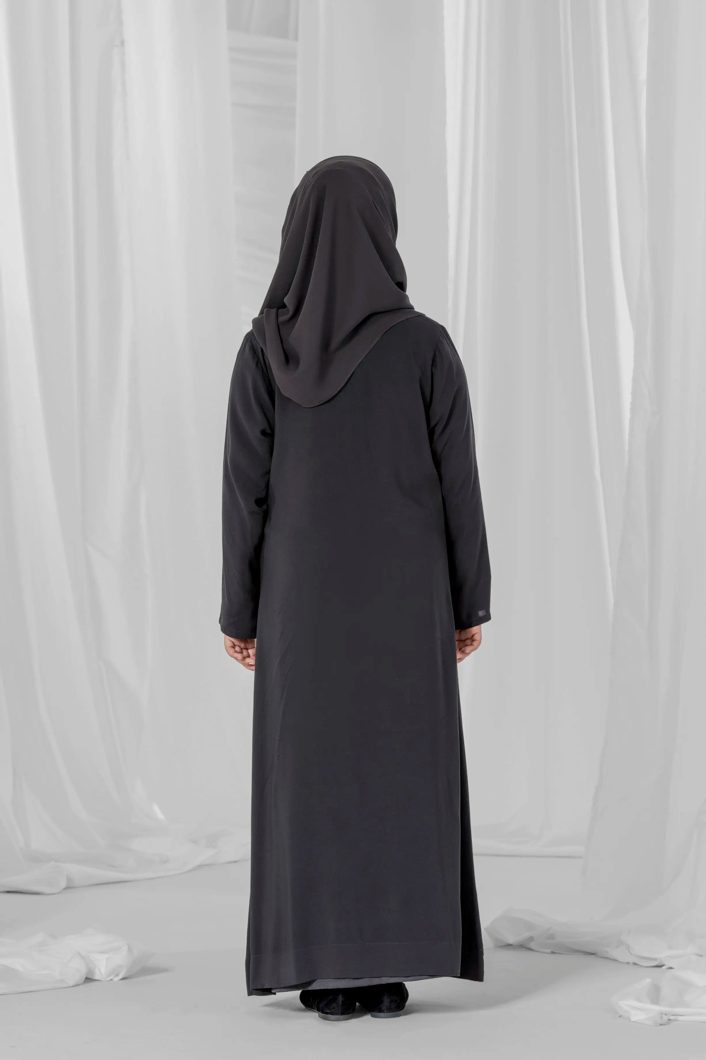 plain-black-abaya-2