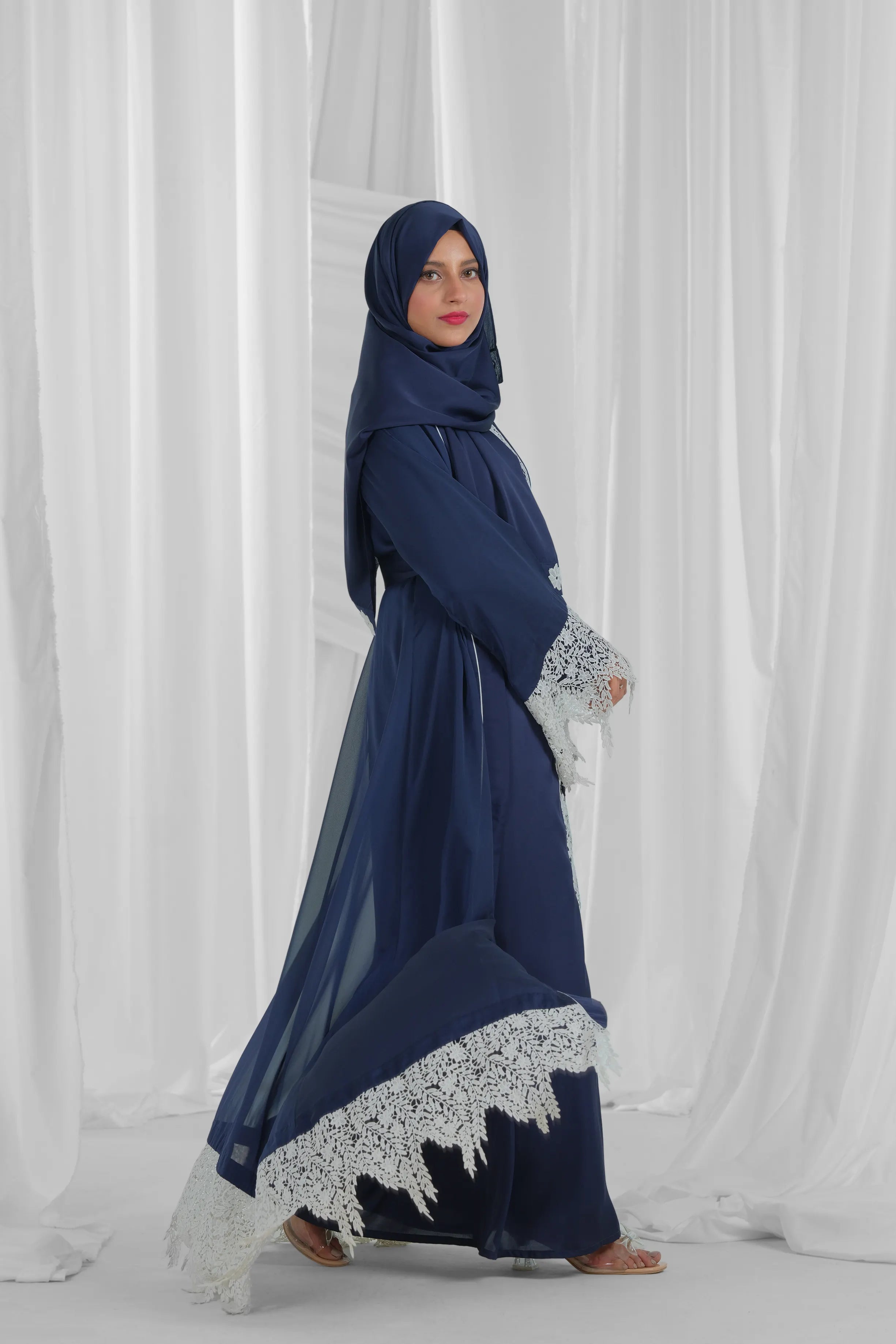 midnight blue and white abaya 4