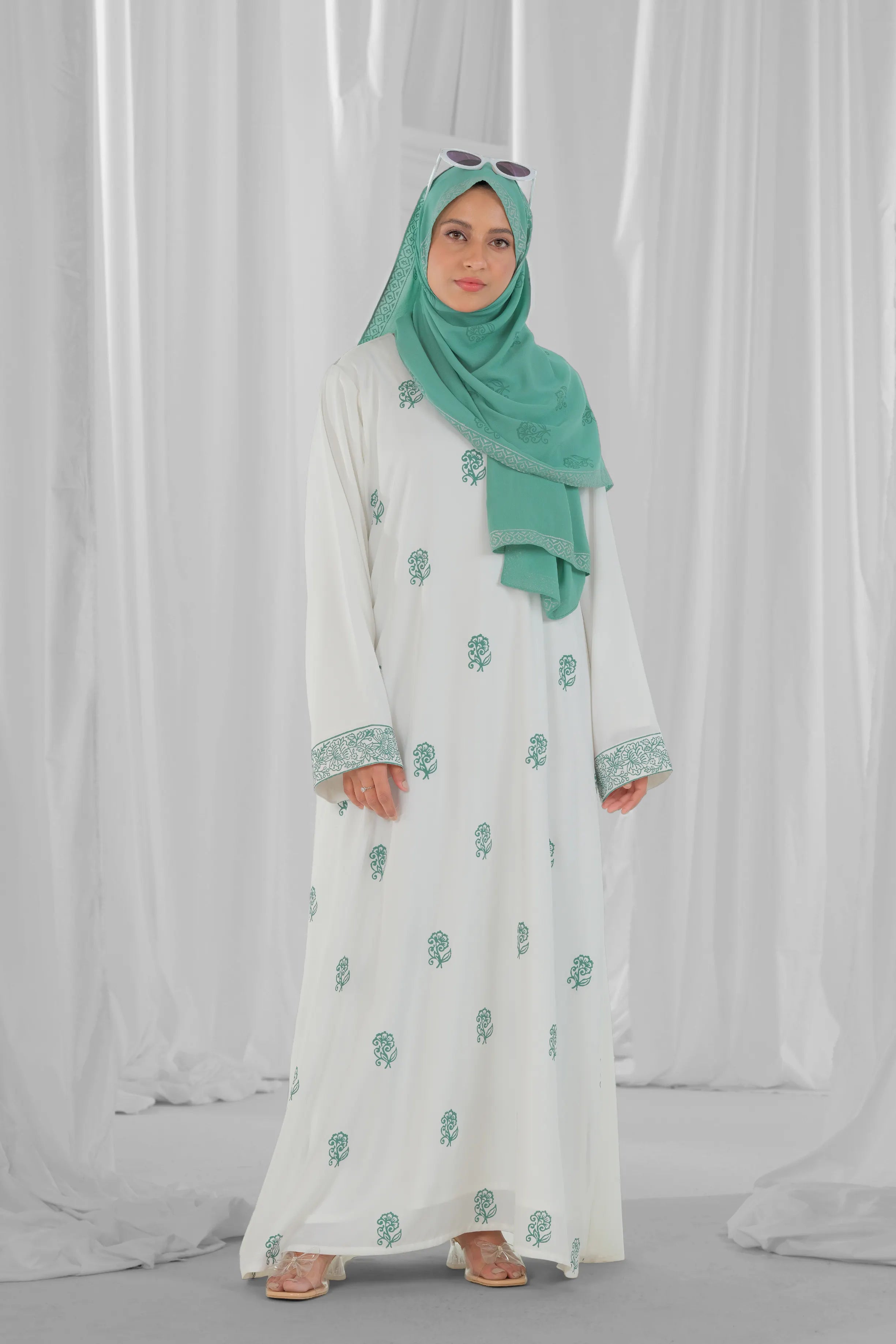 mint green and white abaya 5