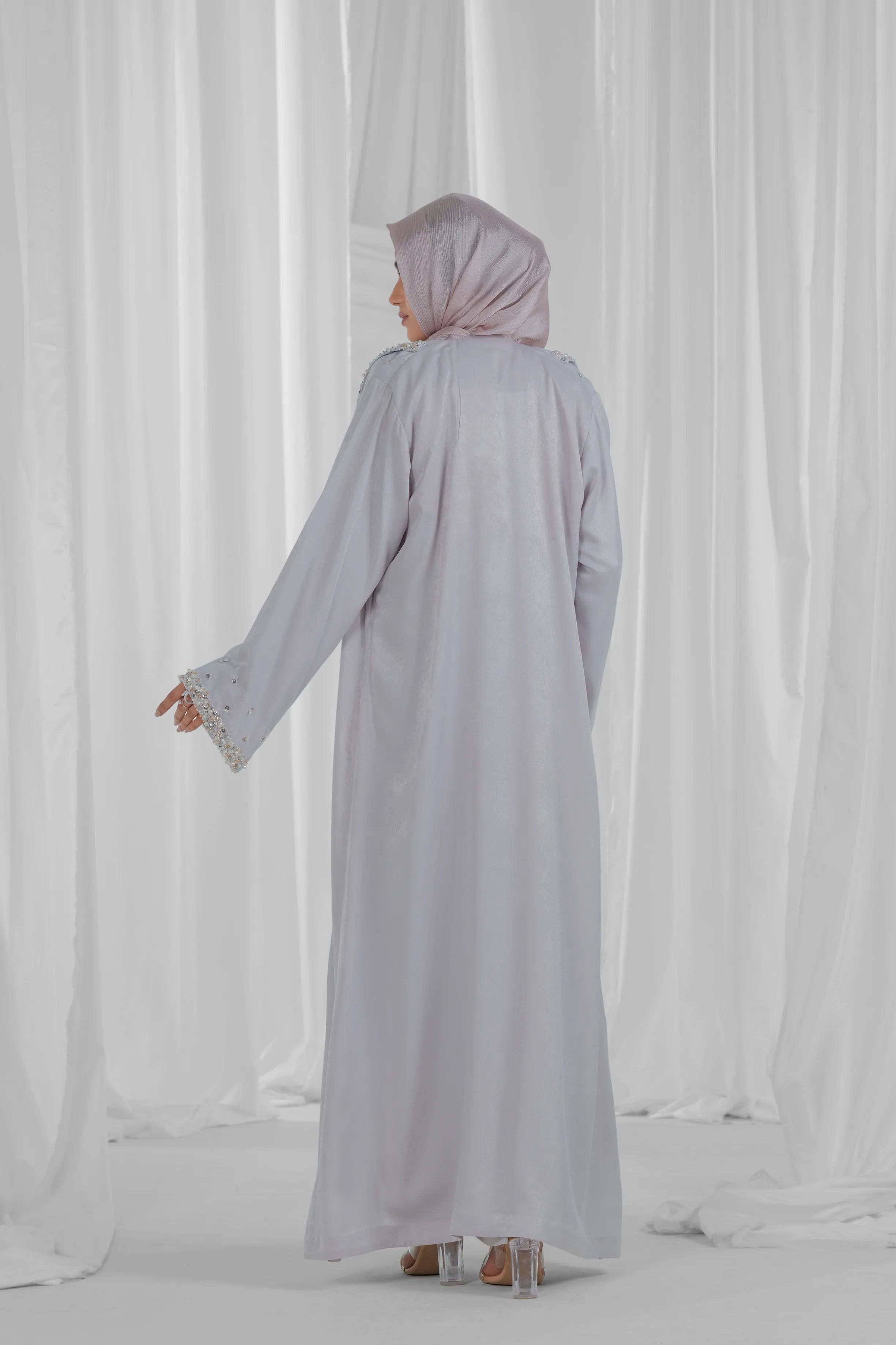 velvet-silk-abaya-3